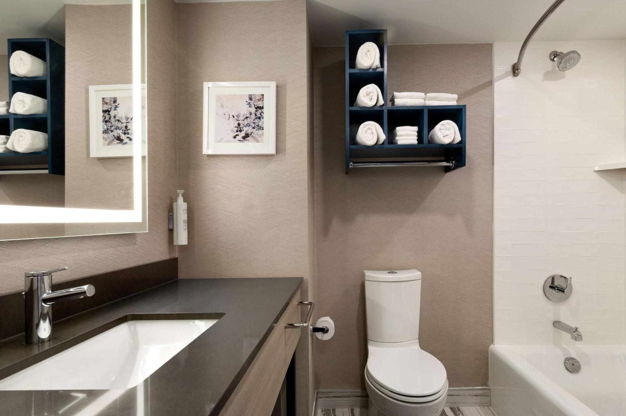 Hampton Inn By Hilton Napanee Greater Napanee Esterno foto